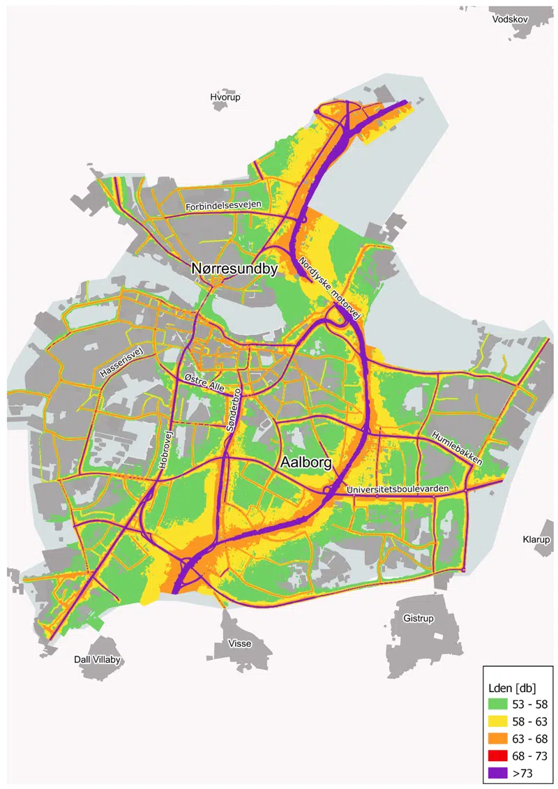 Kort der visualiserer støjniveauet i stor Aalborg over et døgn