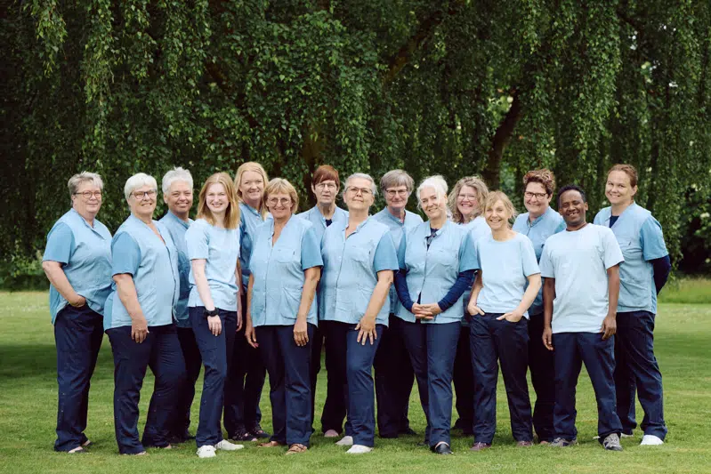 Fællesbillede af Assens Madservice sommer 2024