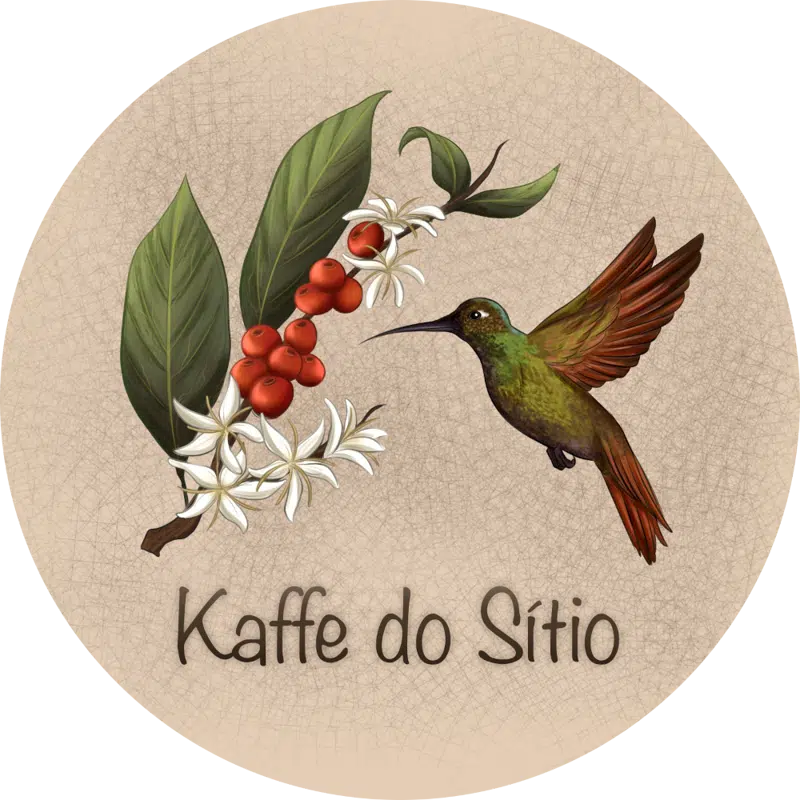 Logo for Kaffe Do Sítio: Kolibri der flyver ved bærfyldt gren