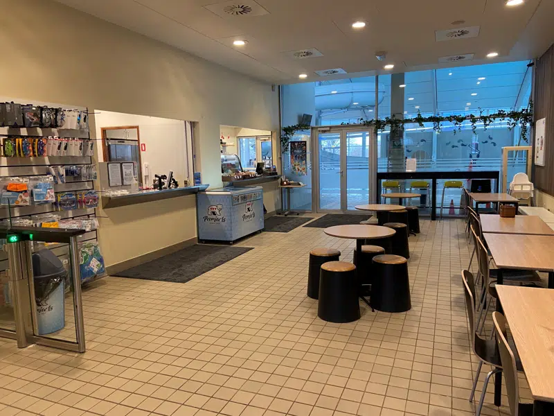 Foto af cafe og butik