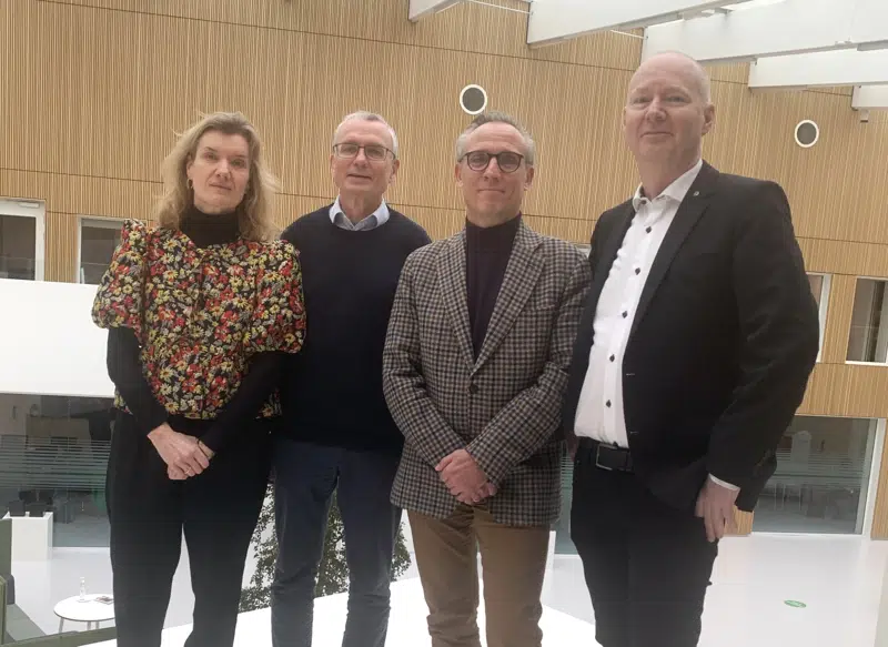 Foto af Ole Bondo, Bettina Ugelvig, Jesper Larsen og Lars Carstensen