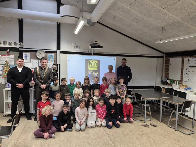 Solvangskolens 0.C har vundet den landsdækkende skolestartskam-pagne ’Børn på vej’. 