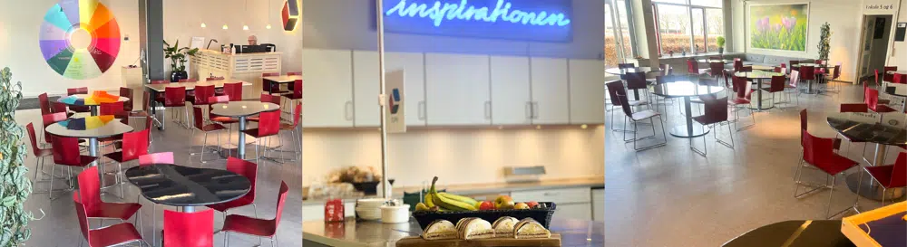 Caféen er indrettet med flere små caféborde, buffet i køkkenet og et område til kaffe og te