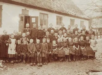 Gladsaxe Rytterskole med lærer Emil Sauter