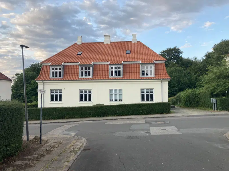 Ejendommern: Stejlbjergallé 10-12