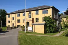 Guk ældre bygning - Tinghøj Støtteophold til børn og unge mellem 2-18 år