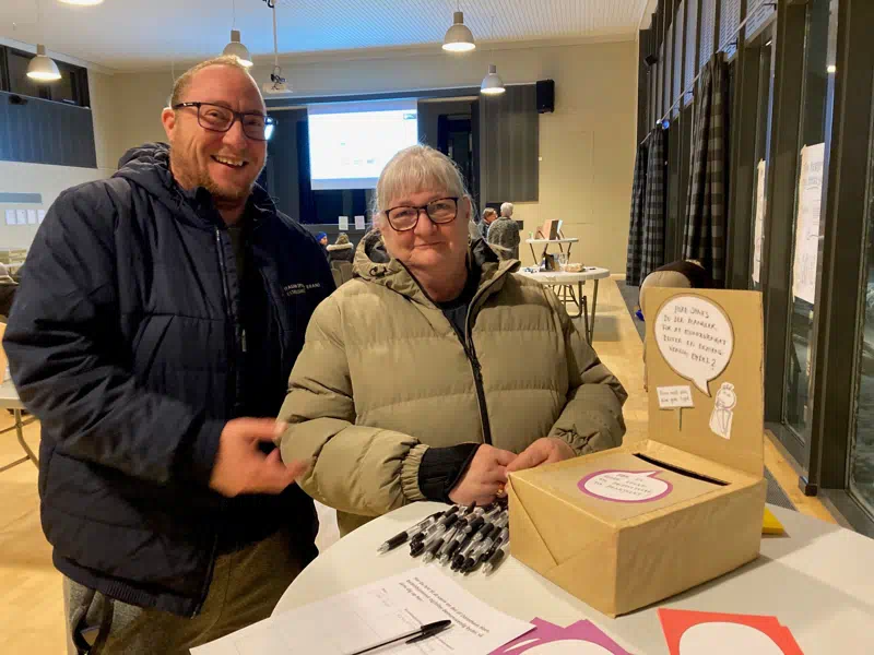 Silas Voss og Betty Nielsen var blandt de mange besøgende til åbent hus om Dorotheas Have