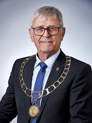 Knud Erik Langhoff med borgmesterkæden