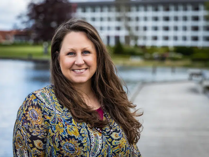 Portrait of Candice at the lakes in Maribo