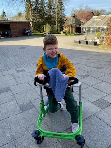 Elev nyder det gode vejr